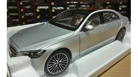 NOREV 1/18 - MERCEDES BENZ S-CLASS AMG LINE - SILVER METALLI