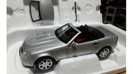 NOREV 1/18 - MERCEDES BENZ SLK350 CABRIOLET SPIDER - BRILLAN