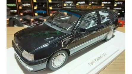 NOREV 1/18 - OPEL KADETT GSI - BLACK METALLIC HELMUT SCHMIDT