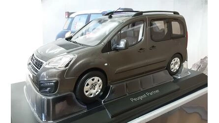NOREV 1/18 - PEUGEOT PARTNER - 2016 - MOKA BROWN
