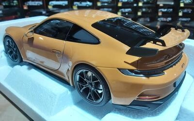 NOREV 1/18 - PORSCHE 911 GT3  - 2021 - BAHAMA YELLOW
