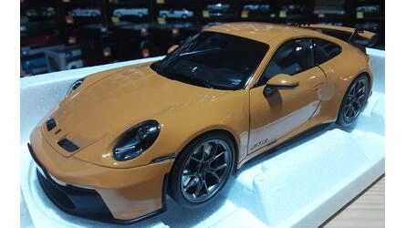 NOREV 1/18 - PORSCHE 911 GT3  - 2021 - BAHAMA YELLOW