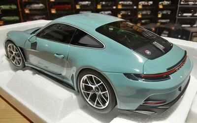 NOREV 1/18 - PORSCHE 911 S/T - 2023 - MEISSEN BLUE 