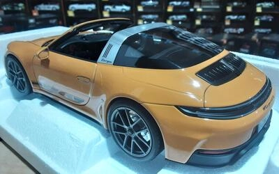 NOREV 1/18 - PORSCHE 911 TARGA 4 GTS - 2025 - BAHAMA YELLOW