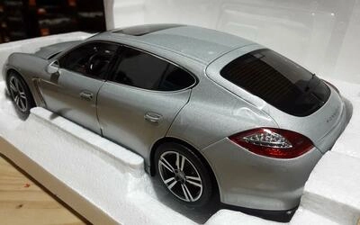 NOREV 1/18 - PORSCHE PANAMERA TURBO - 2009 - SILVER
