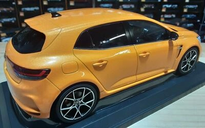 NOREV 1/18 - RENALULT MEGANE RS TROPHY - TONIC ORANGE - 2022