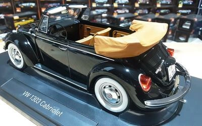 NOREV 1/18 - VW 1303 CABRIO - 1972 - BLACK