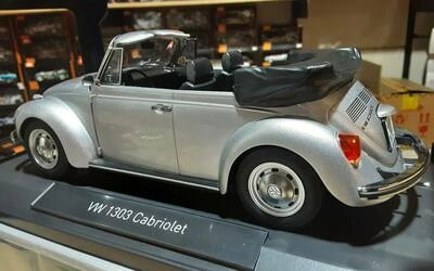 NOREV 1/18 - VW 1303 CABRIOLET - 1973 - SILVER