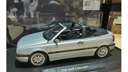 NOREV 1/18 - VW GOLF 3 CABRIOLET - 1995 - SILVER