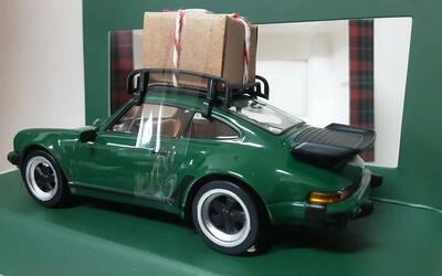 NOREV 1/43 -  PORSCHE 911 930 TURBO COUPE CHRISTMAS - GREEN 