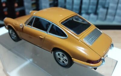 NOREV 1/43 -  PORSCHE 911 - OCHRE - 1969
