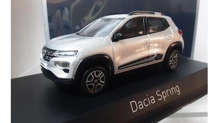 NOREV 1/43 - DACIA SPRING COMFORT - 2022 - LIGHTNING SILVER