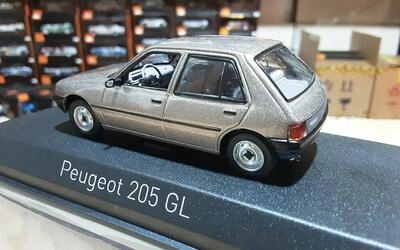NOREV 1/43 - PEUGEOT 205 GL - 1988 - LIGHT BTOWN
