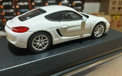 NOREV 1/43 - PORSCHE CAYMAN S - WHITE - 2013