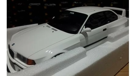 OTTO MOBILE 1/18 - BMW E36 KHYZYL SALEEN - ALPINE WHITE - 20