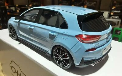 OTTO MOBILE 1/18 - HYUNDAI I30 N - 2017 - BLUE