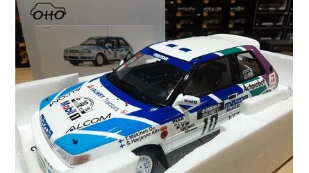 OTTO MOBILE 1/18 - MAZDA 323 GTX GR.A - Nº 10  RALLY 1000 LA