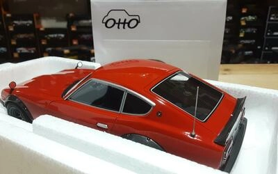 OTTO MOBILE 1/18 - NISSAN FAIRLADY 240 ZG COUPE - RED - 1972