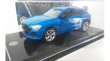 PARA 1/64 - AUDI RS Q8 TURBO - RHD - BLUE