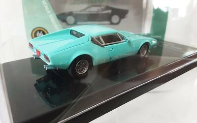 PARA 1/64 - DE TOMASO PANTERA - VERDE AQUA - LIGHTS DOWN - 1