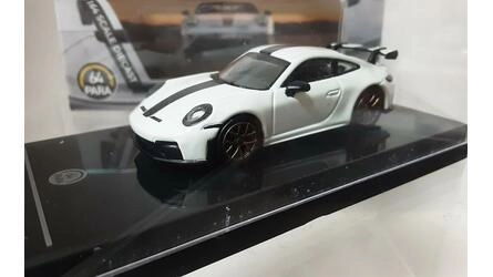 PARA 1/64 - PORSCHE 911 992-2 GT3 COUPE - LHD - 2025 - GRAND