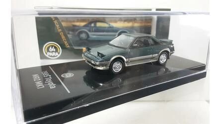PARA 1/64 - TOYOTA MR2 MK I RHD - GREEN / GOLD - 1985