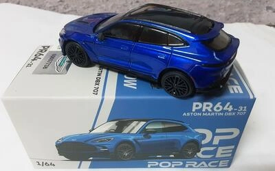 POP RACE 1/64 - ASTON  MARTIN DBX 707 - BLUE