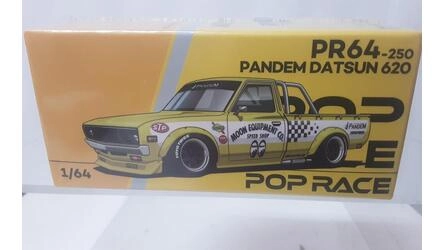 POP RACE 1/64 - PANDEM DATSUN 620 MOONEYES - YELLOW / BLACK