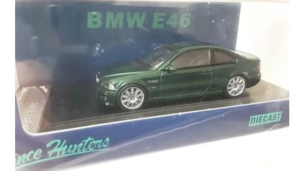 STREET WARRIOR 1/64 - BMW M3 E46 - GREEN METALLIC