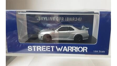 STREET WARRIOR 1/64 - NISSAN SKYLINE GTR (BNR34) - SILVER
