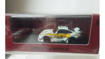 STREET WARRIOR 1/64 - PORSCHE RWB 993 - YELLOW LIGHTING LOW 