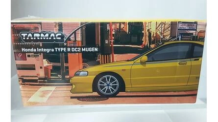 TARMAC 1/64 - HONDA INTEGRA TYPE R DC2 MUGEN - SUNLIGHT YELL