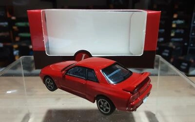 TARMAC 1/64 - NISSAN SKYLINE GT-R - RED