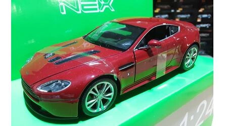 WELLY 1/24 - ASTON MARTIN V12 VANTAGE - 2010 - RED