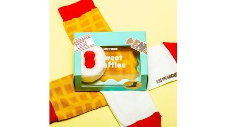 EAT SOCKS SWEET WAFFLES
