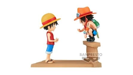 FIGURA MONKEY D LUFFY PORTGAS ACE WORLD COLLECTABLE LOG STOR
