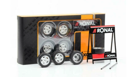 IXO 1/18 -  SET OF 4 WHEELS RONAL GM SILVER