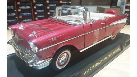 LUCKY DIE CAST 1/18 -  CHEVROLET BEL AIR CONVERTIBLE - 1957 