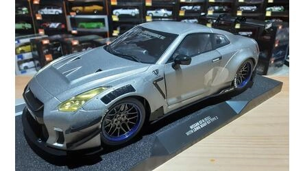 SOLIDO 1/18 - NISSAN GT-R (R35) LIBERTY WALK BODY KIT 2.0 - 