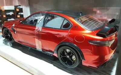 SOLIDO 1/18 - ALFA ROMEO GIULIA GTA M - 2021 - ROSSO TRISTRA