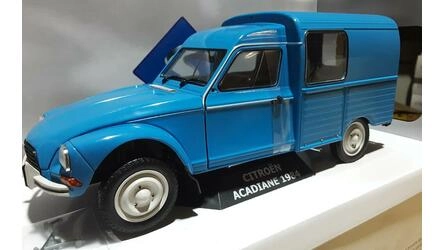 SOLIDO 1/18 - CITROEN ACADIANE -  1984 - BLUE