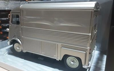 SOLIDO 1/18 - CITROEN TYPE HY - GREY - 1969