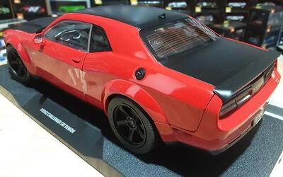 SOLIDO 1/18 - DODGE CHALLENGER SRT - 2023 - TOR RED