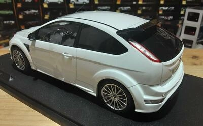 SOLIDO 1/18 - FORD FOCUS MKII PACK RS - PLUS FROZEN WHITE - 