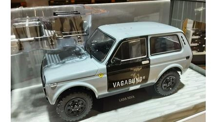 SOLIDO 1/18 - LADA NIVA - VLADA GREY - 1980
