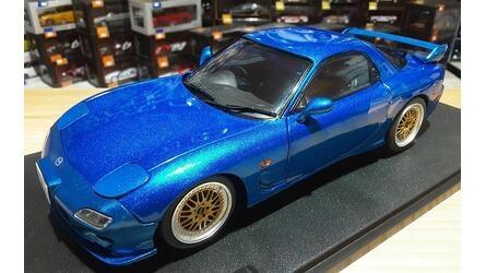 SOLIDO 1/18 - MAZDA RX-7 (FD3S) COUPE - 1999 - INNOCENT BLUE