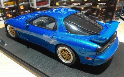 SOLIDO 1/18 - MAZDA RX-7 (FD3S) COUPE - 1999 - INNOCENT BLUE