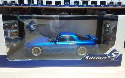SOLIDO 1/18 - MAZDA RX-7 (FD3S) COUPE - 1999 - INNOCENT BLUE