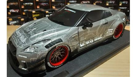 SOLIDO 1/18 - NISSAN GT-R (R36) LIBERTY WALK BODY KIT 2.0 CO