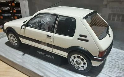 SOLIDO 1/18 - PEUGEOT 205 MK I - WHITE - 1988
